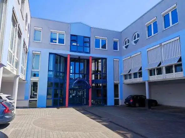 Innenhof der Gewerbeimmobilie Maieräckerstraße in Rottenburg