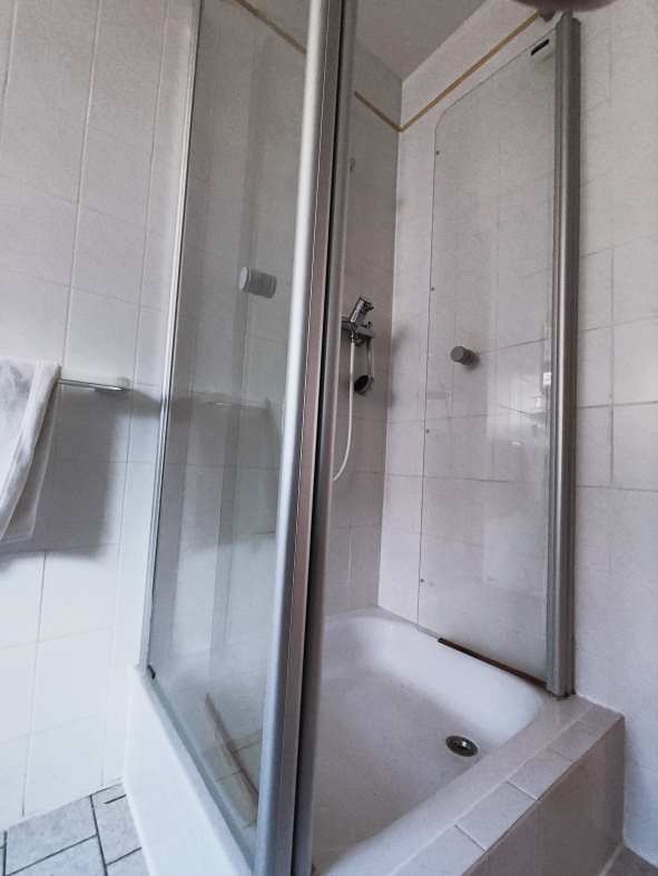 und Dusche