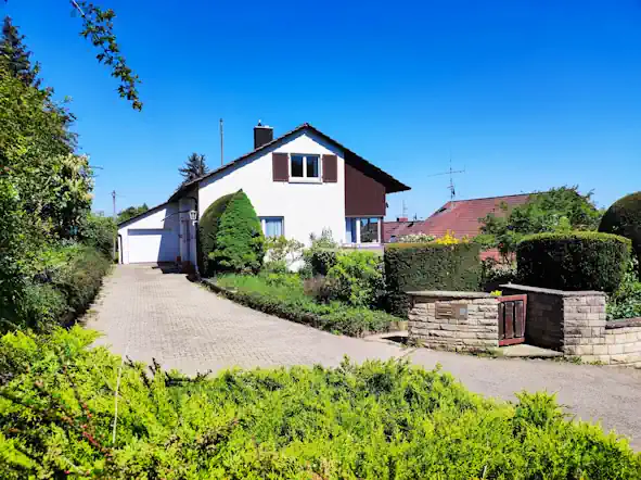 Ein schönes Haus im Wohngebiet Schelmen kaufen