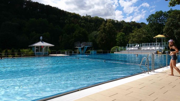 Schwimmbecken Freibad Rottenburg am Neckar