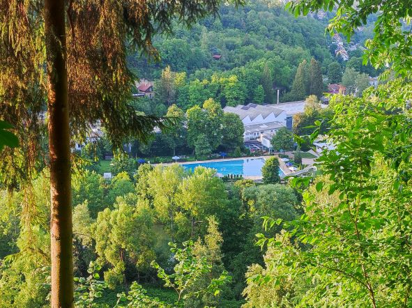 Sehr idyllisch gelegenes Freibad in Rottenburg am Neckar